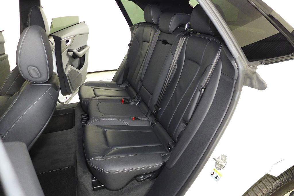 Used 2020 Audi Q8 Premium w/ Black Optic Package image 21