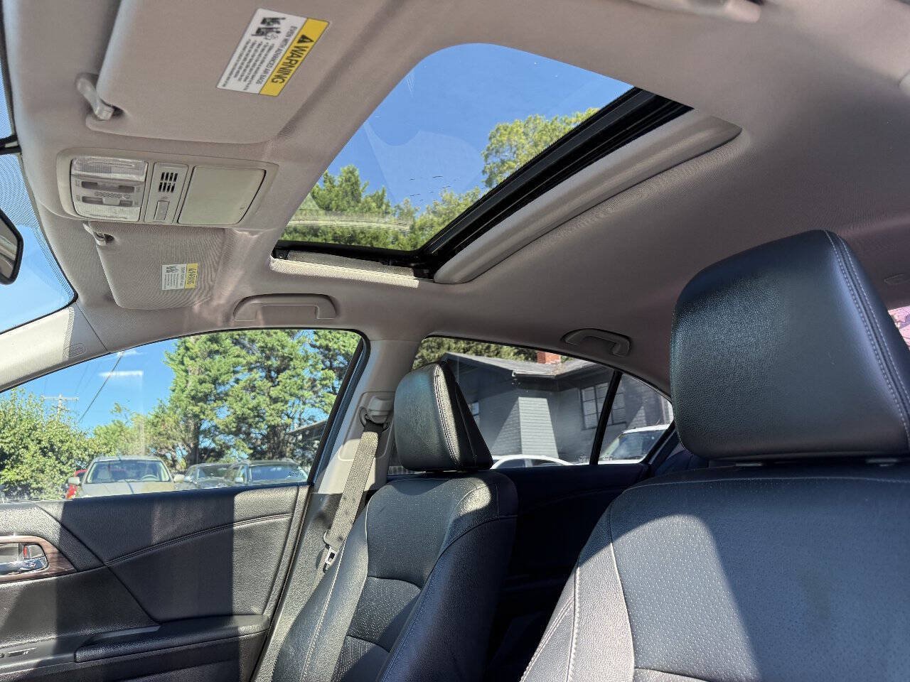 Used 2016 Honda Accord EX-L image 22