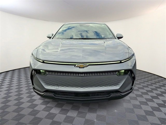 New 2026 Chevrolet Equinox EV LT image 2