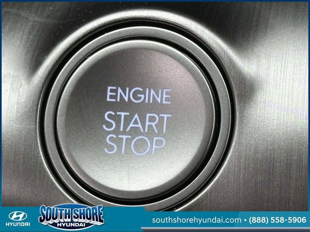 Certified 2025 Hyundai Kona SE image 27