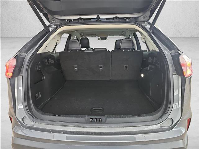 Used 2023 Ford Edge Titanium image 10