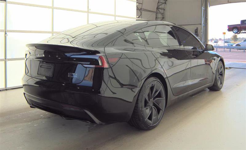 Used 2024 Tesla Model 3 Performance AWD/4WD image 9