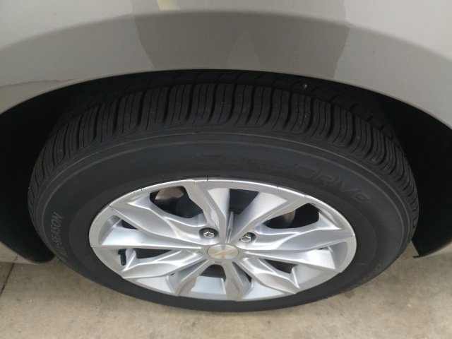 Used 2023 Chevrolet Malibu LT image 12