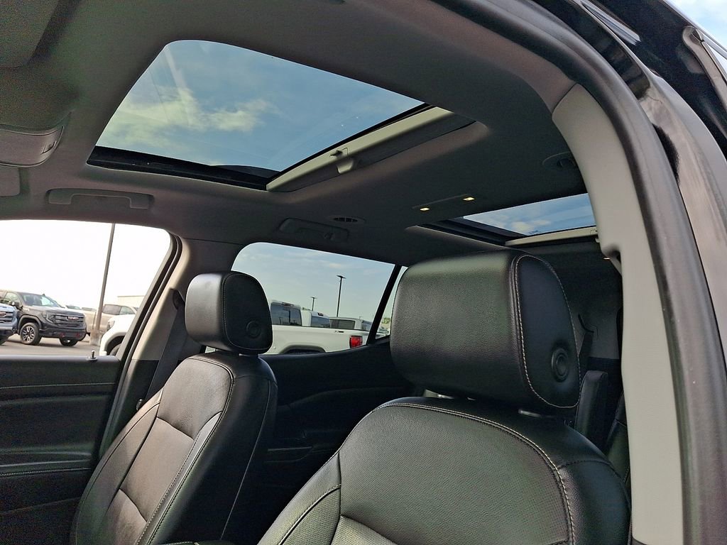 Used 2019 GMC Acadia SLT w/ Black Edition AWD/4WD image 13