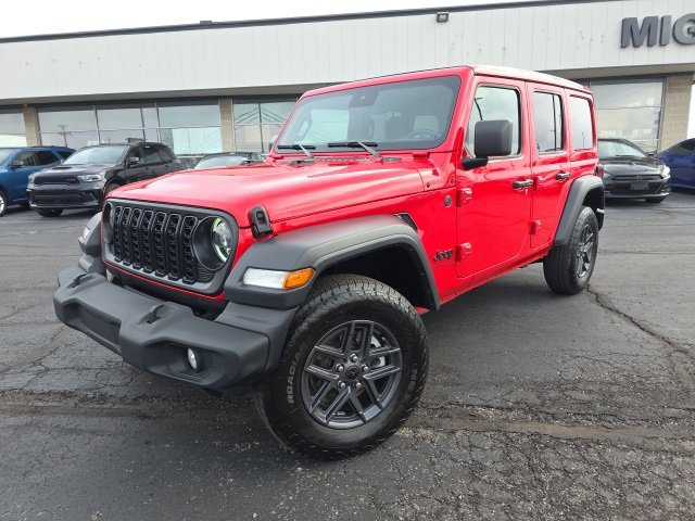 Used 2024 Jeep Wrangler Sport S image 2