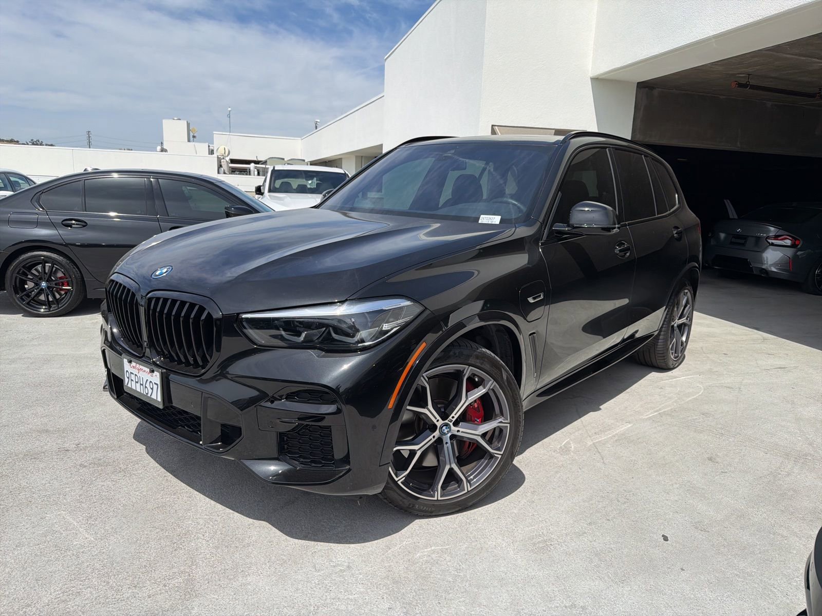 Certified 2023 BMW X5 xDrive45e w/ M Sport Package AWD/4WD image 3