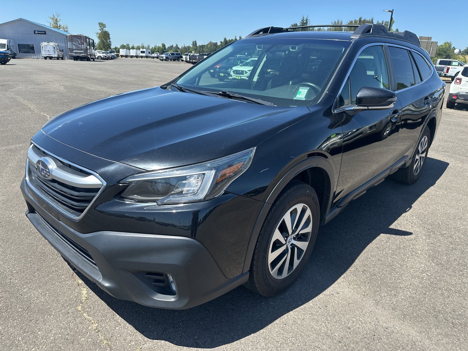 Used 2020 Subaru Outback Premium image 2