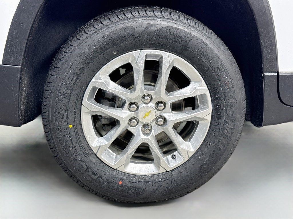 Used 2019 Chevrolet Traverse LT FWD image 32
