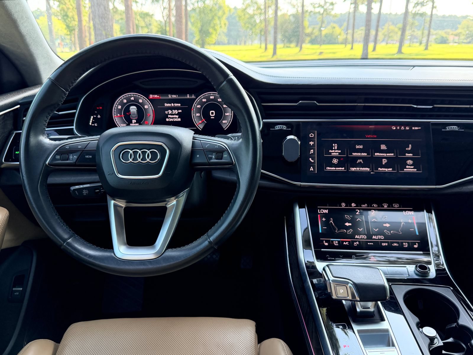 Used 2020 Audi Q8 Prestige w/ Prestige Package AWD/4WD image 3