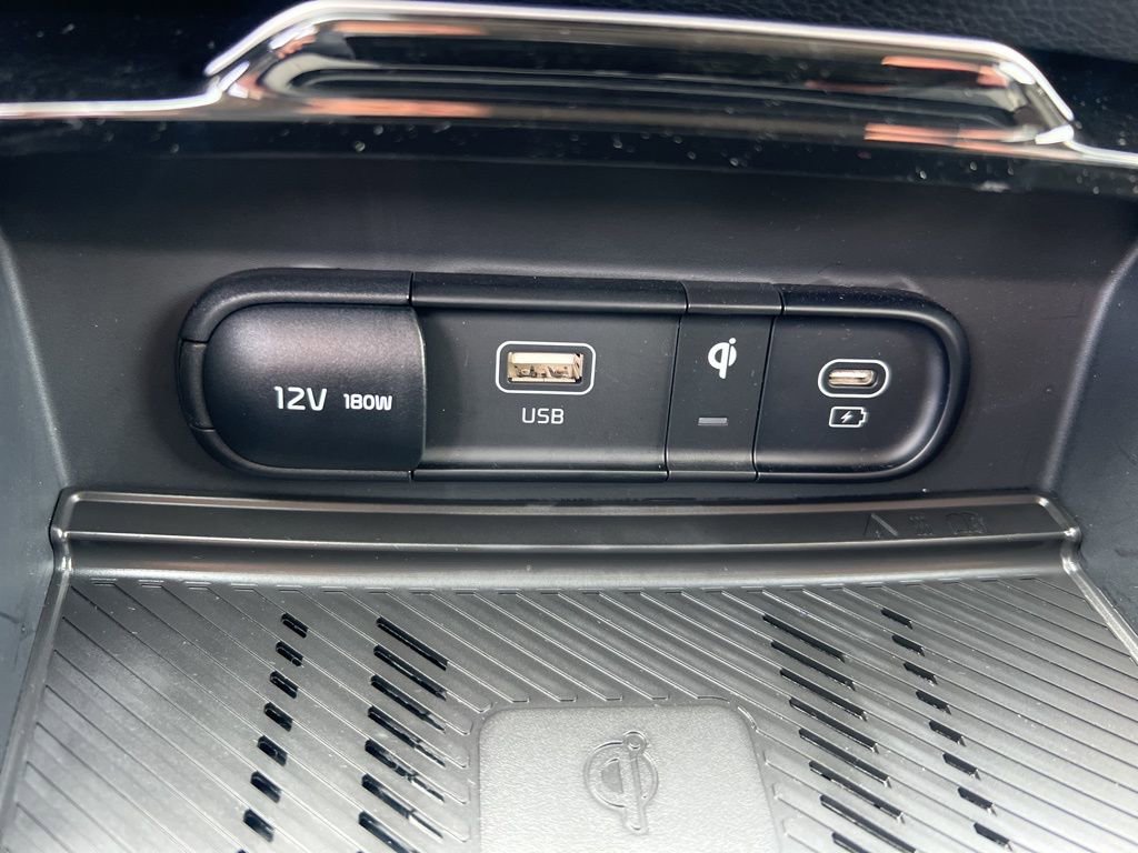 Certified 2025 Kia Sportage EX image 57