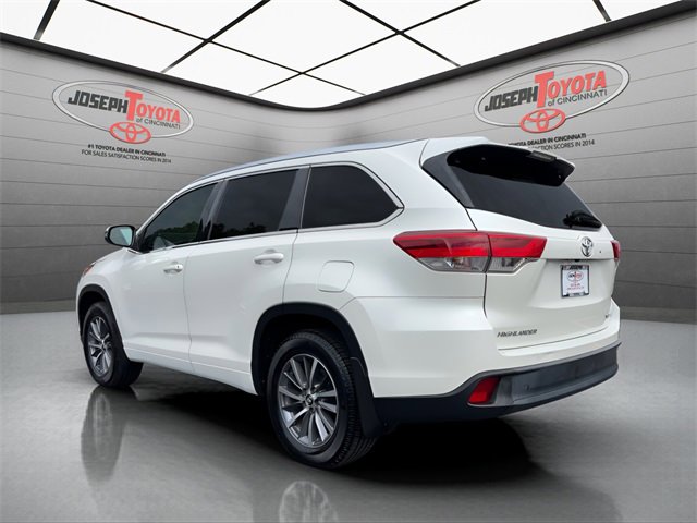 Certified 2018 Toyota Highlander XLE image 11