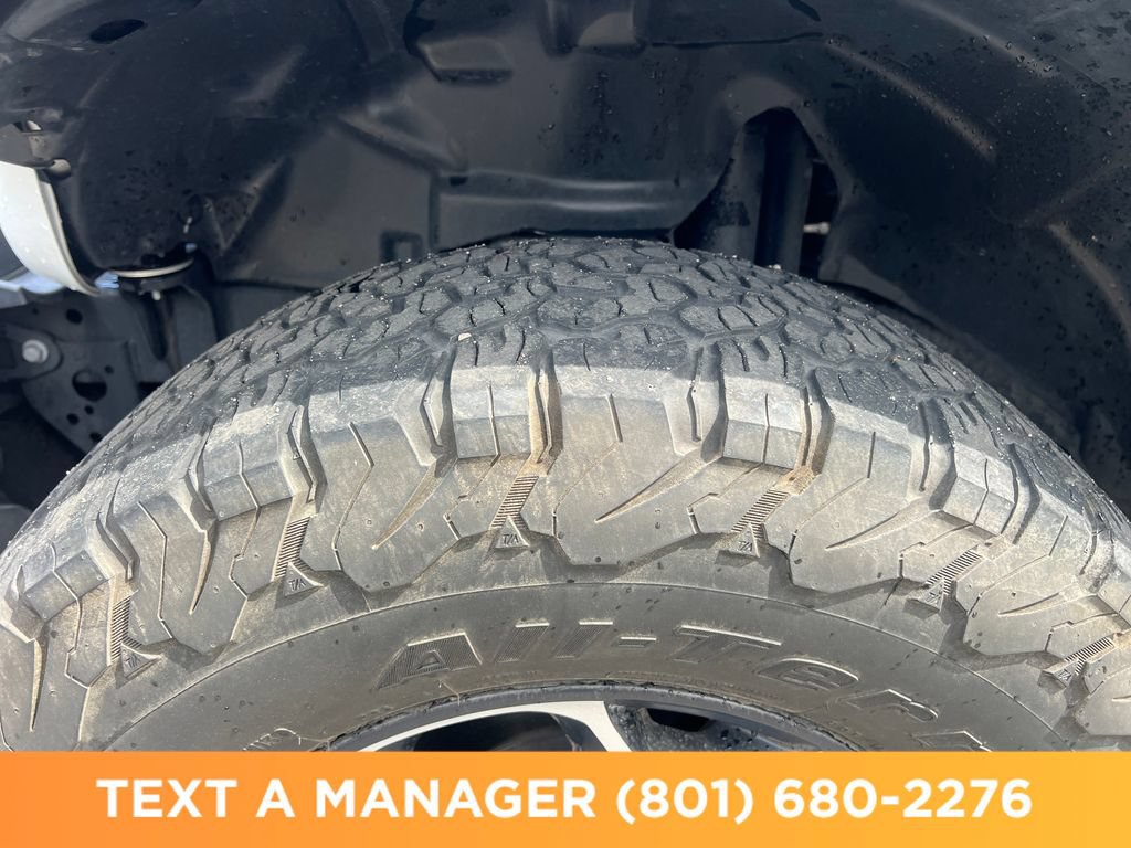 Used 2023 Jeep Wrangler Unlimited Rubicon 4xe AWD/4WD image 27