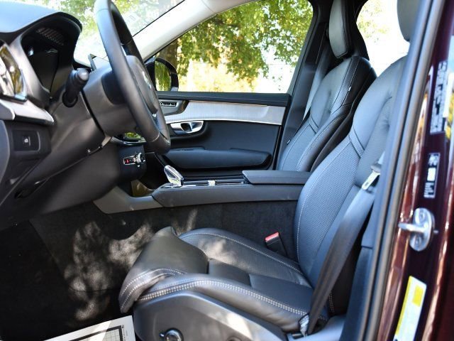 New 2026 Volvo XC90 B5 Ultra w/ Protection Package Premier image 13