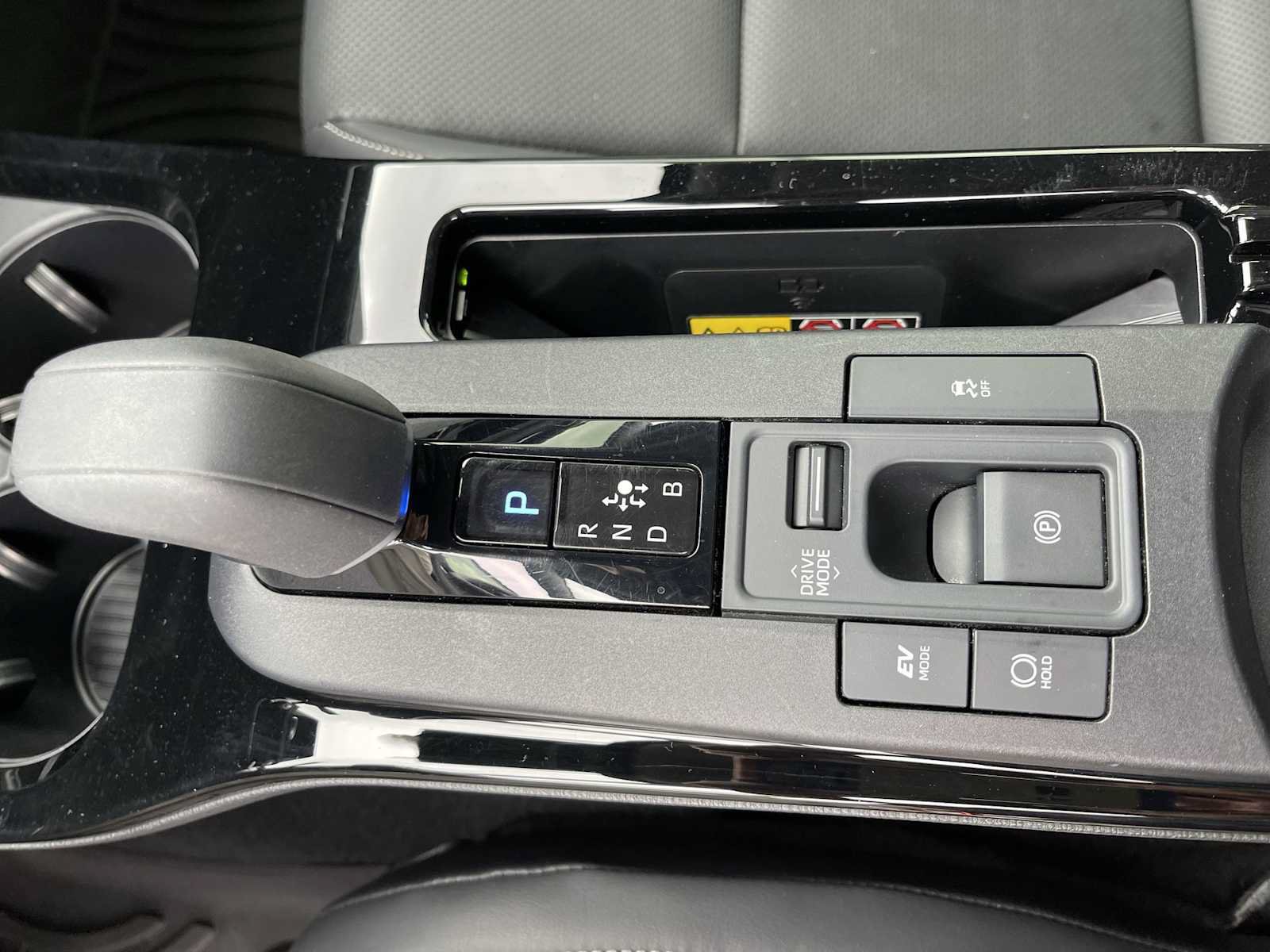 Used 2023 Toyota Prius XLE AWD/4WD image 20