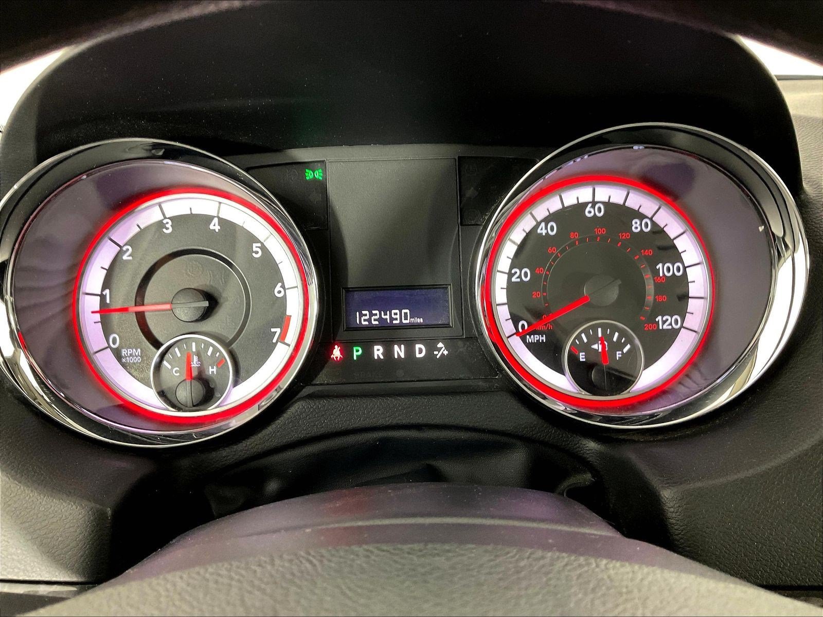 Used 2015 Dodge Grand Caravan SXT FWD image 13