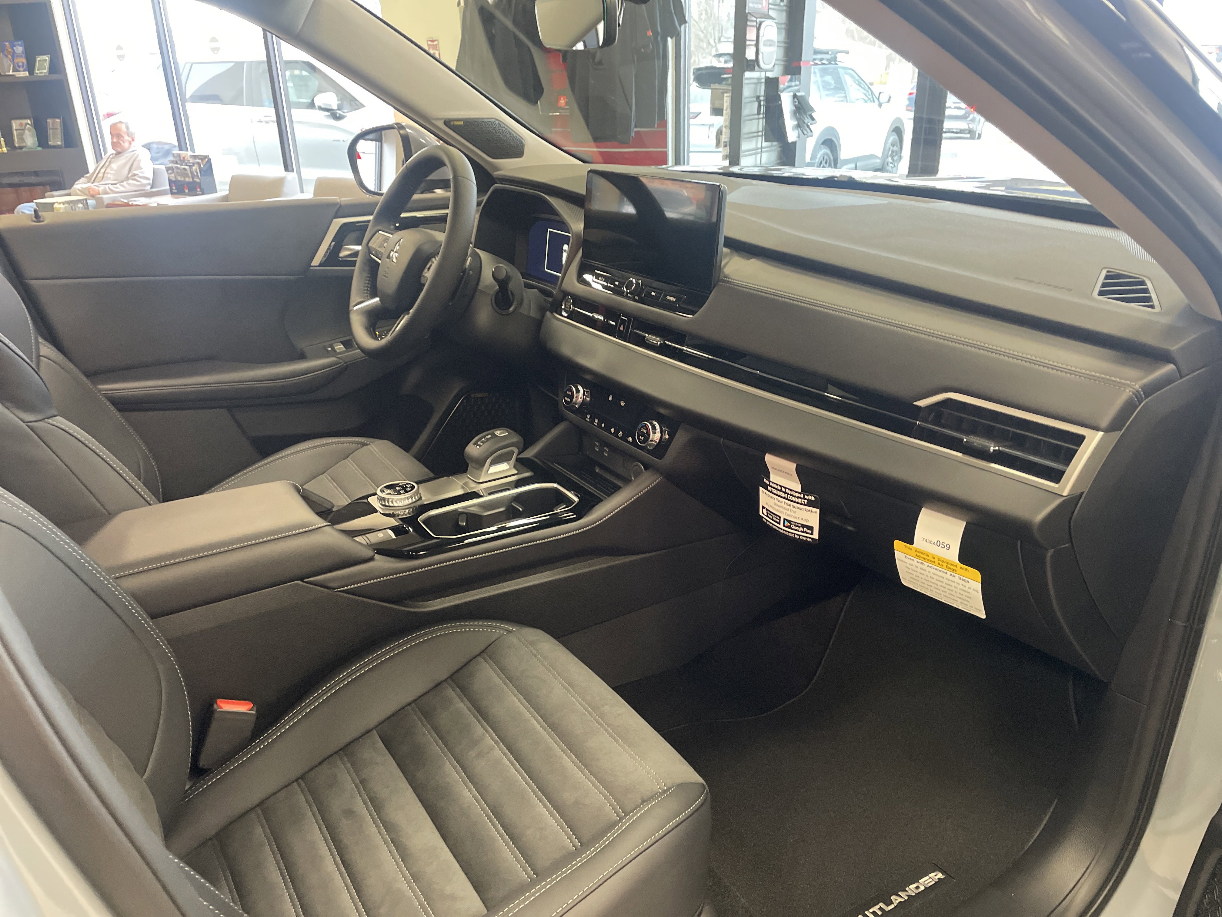 New 2026 Mitsubishi Outlander SE AWD/4WD image 14