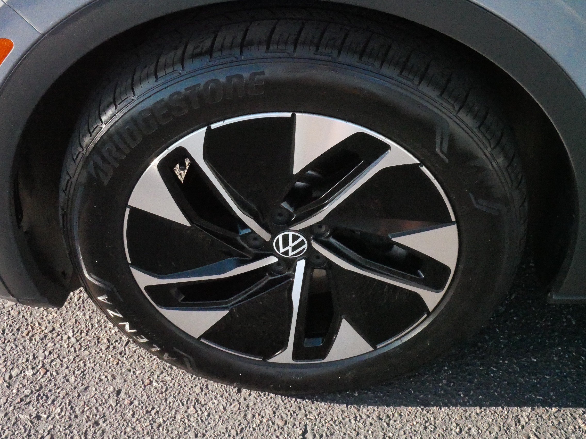 Used 2021 Volkswagen ID.4 Pro S RWD image 15