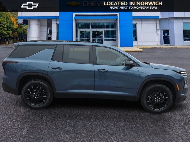 New 2026 Chevrolet Traverse LT w/ Midnight/Sport Edition FWD image 4