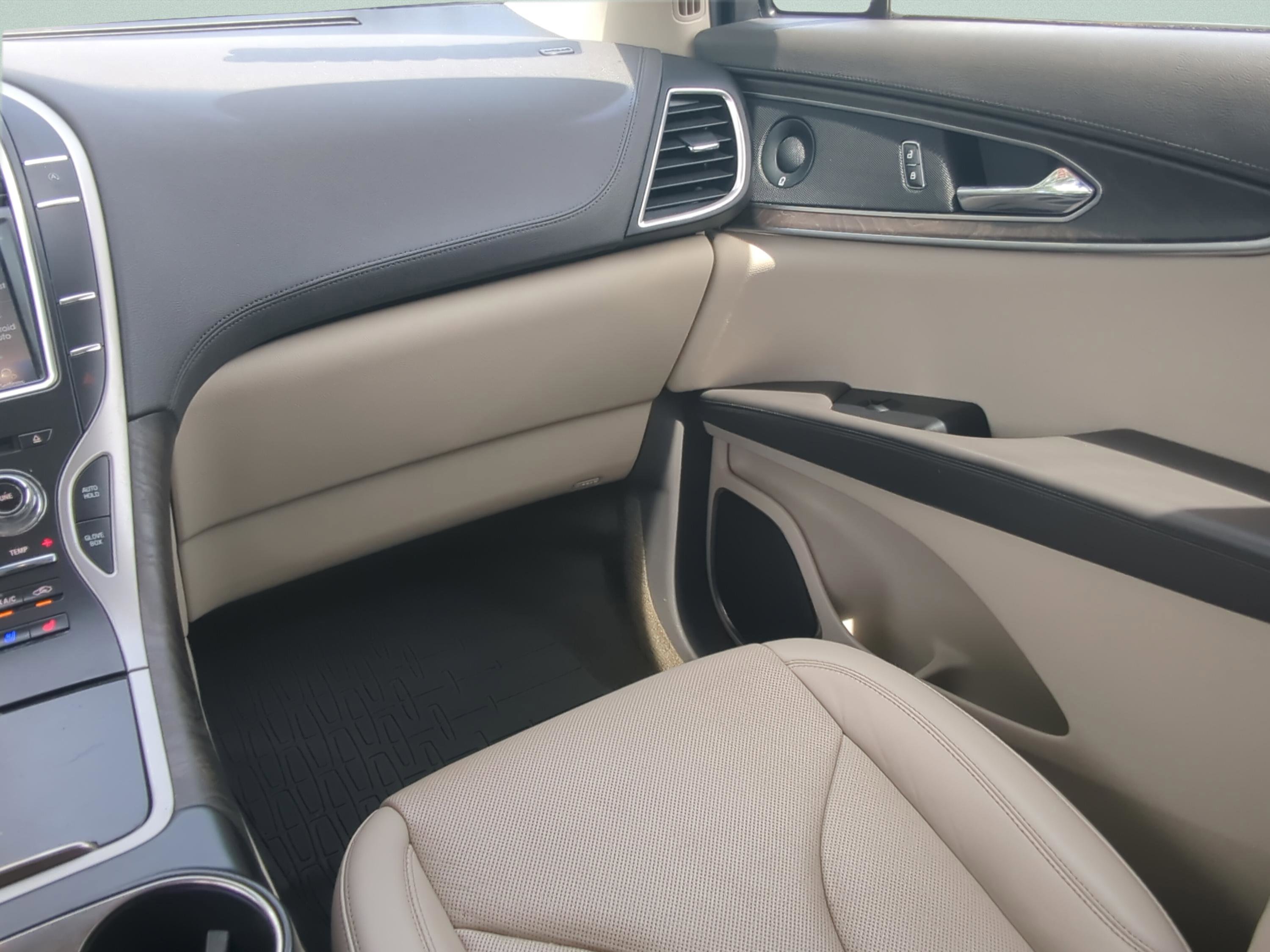 Used 2020 Lincoln Nautilus Reserve AWD/4WD image 14