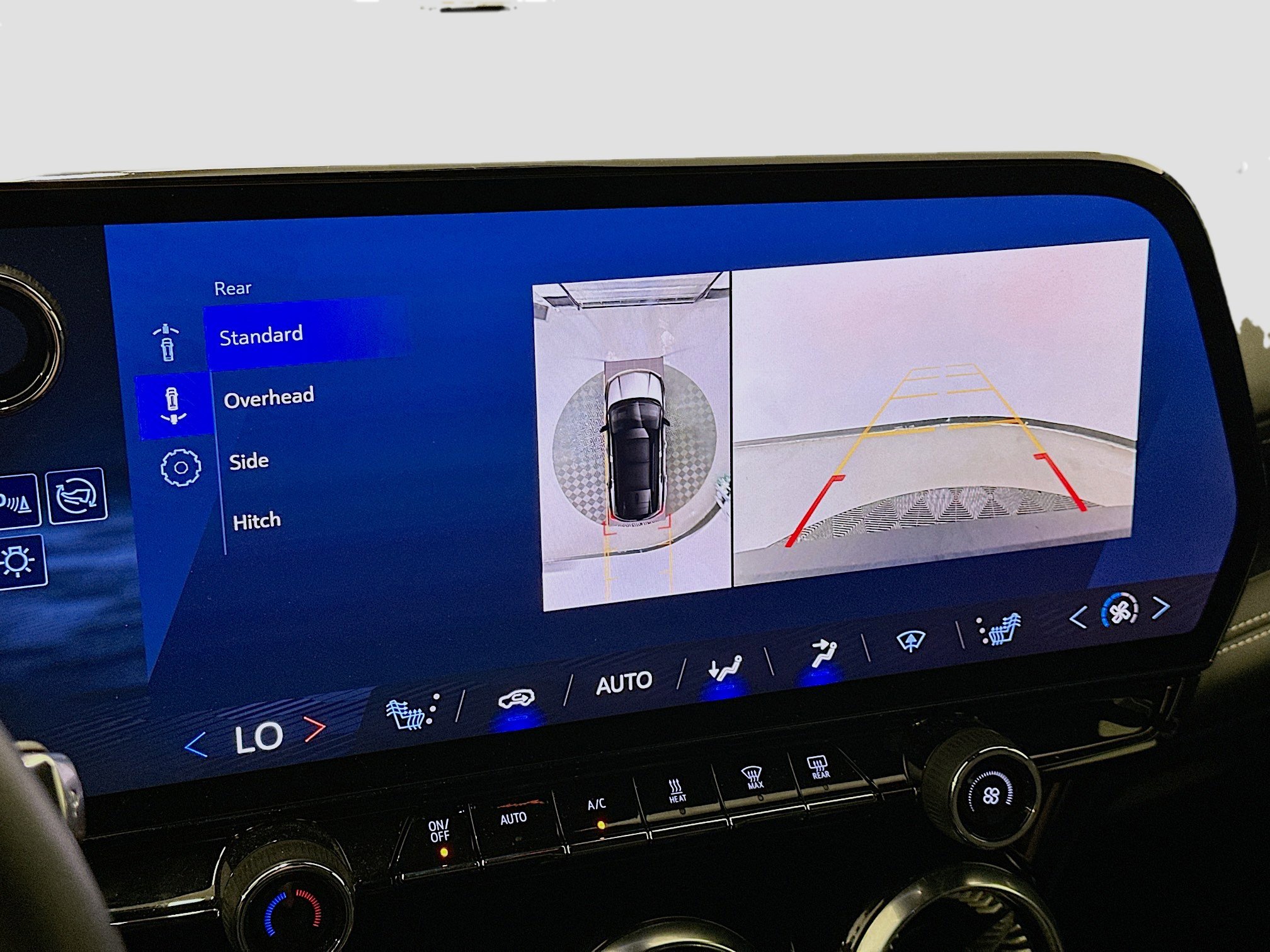 Used 2024 Chevrolet Blazer EV LT image 23