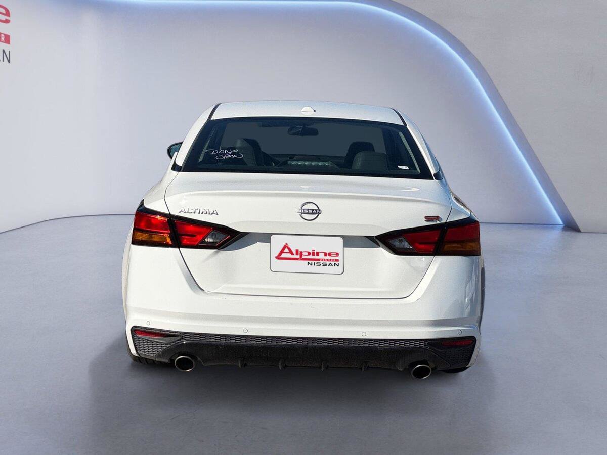 Used 2025 Nissan Altima 2.5 SR FWD image 4