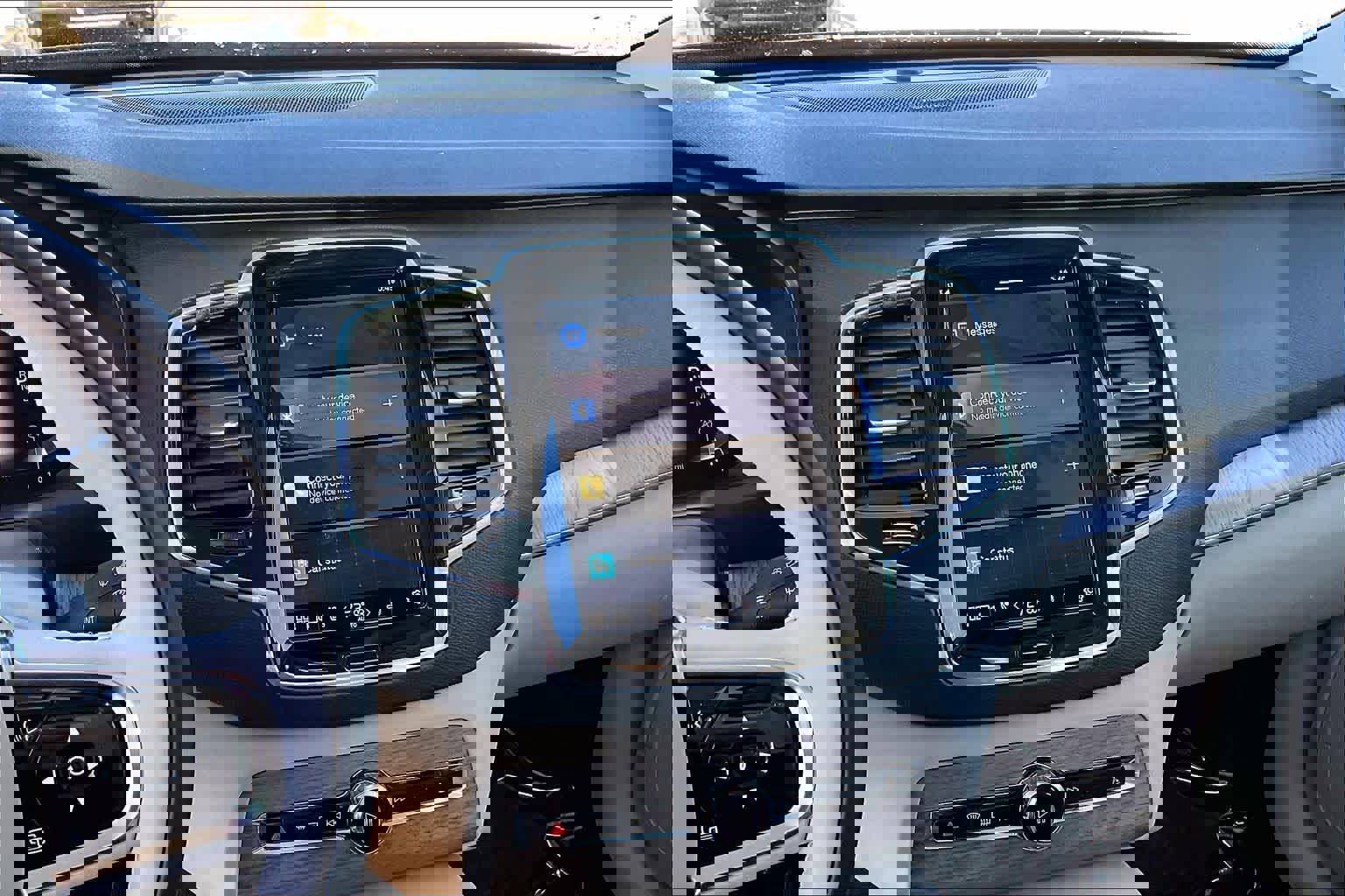 Certified 2024 Volvo XC90 B6 Plus w/ Protection Package Premier image 7