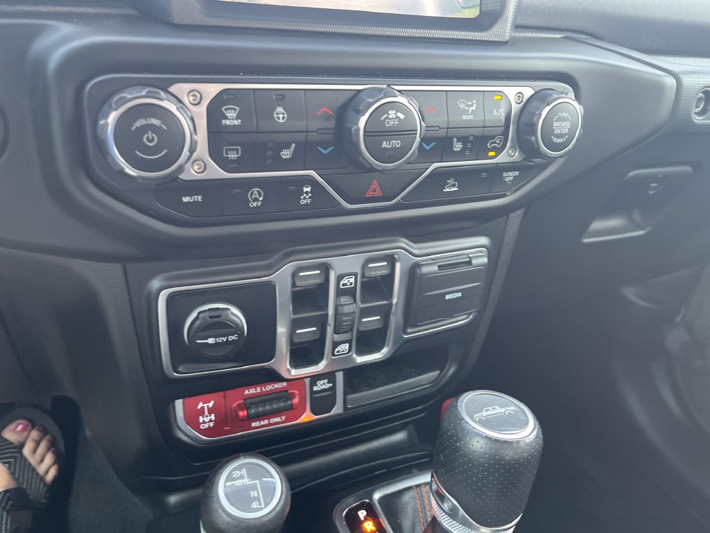 Used 2021 Jeep Gladiator Mojave AWD/4WD image 21