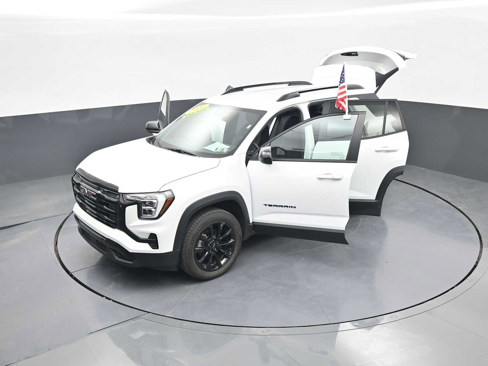 Used 2026 GMC Terrain Elevation w/ Elevation Premium Package AWD/4WD image 39