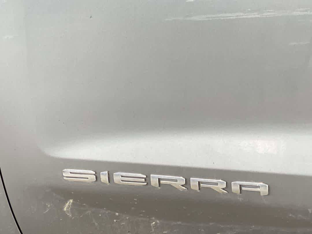 Used 2020 GMC Sierra 1500 SLE w/ X31 Off-Road Package AWD/4WD image 11