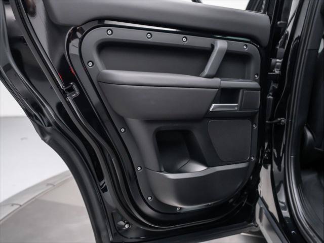 Used 2026 Land Rover Defender 110 S AWD/4WD image 23