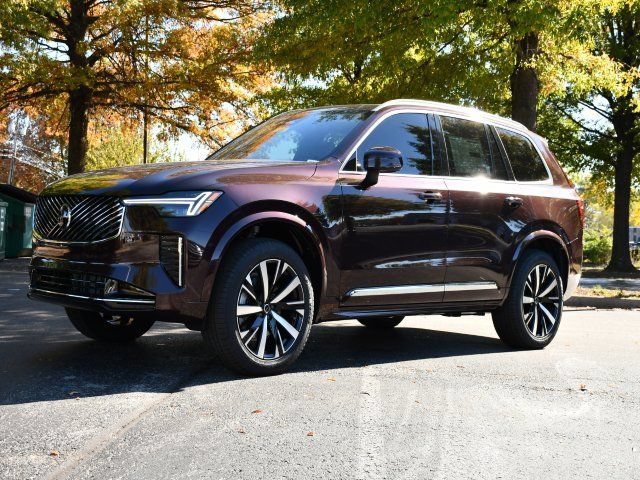 New 2026 Volvo XC90 B5 Core w/ Protection Package Premier AWD/4WD image 3