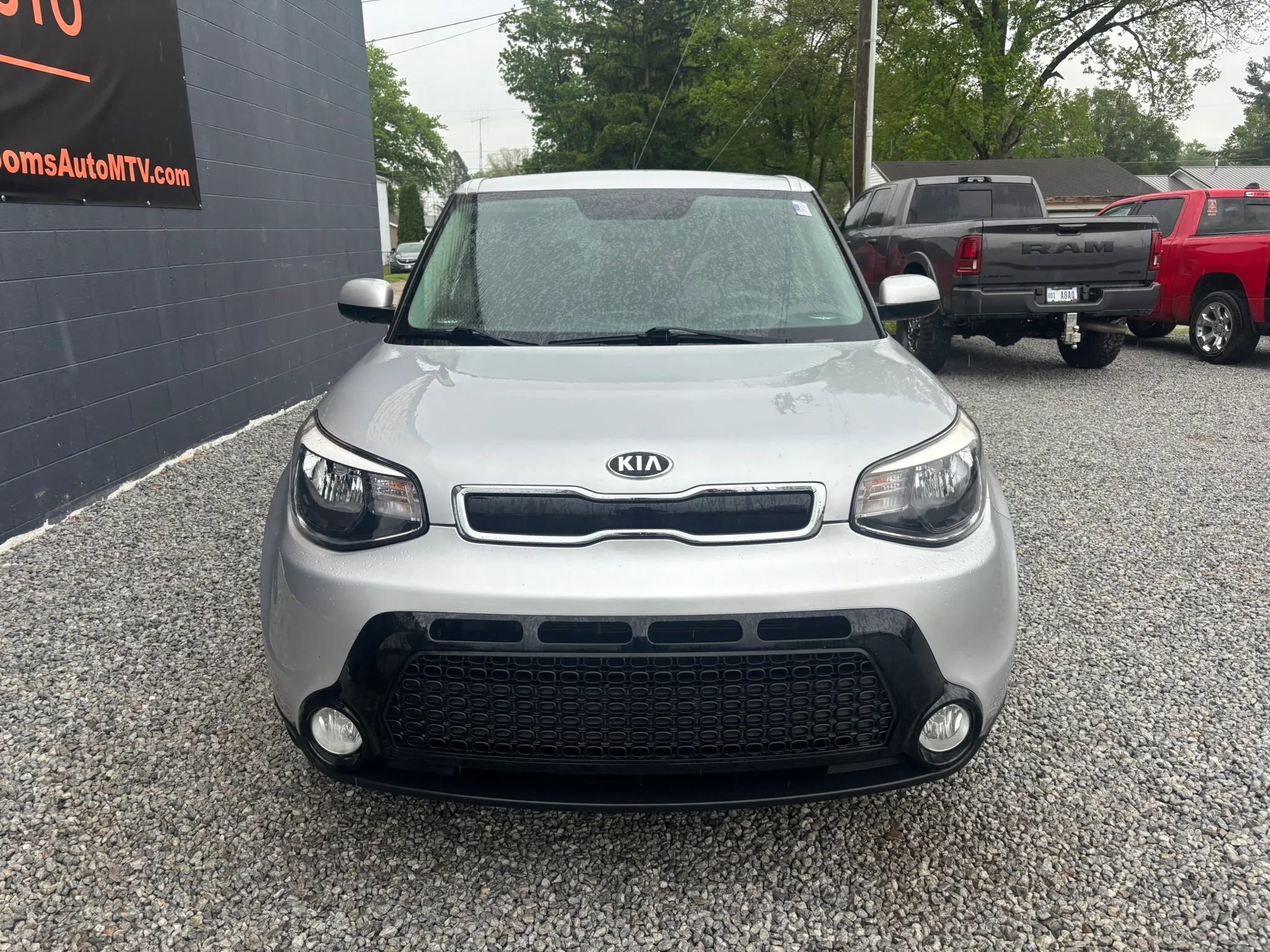 Used 2016 Kia Soul + FWD image 10