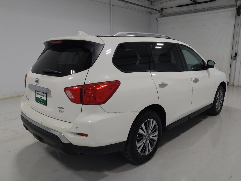 Used 2020 Nissan Pathfinder SV AWD/4WD image 9