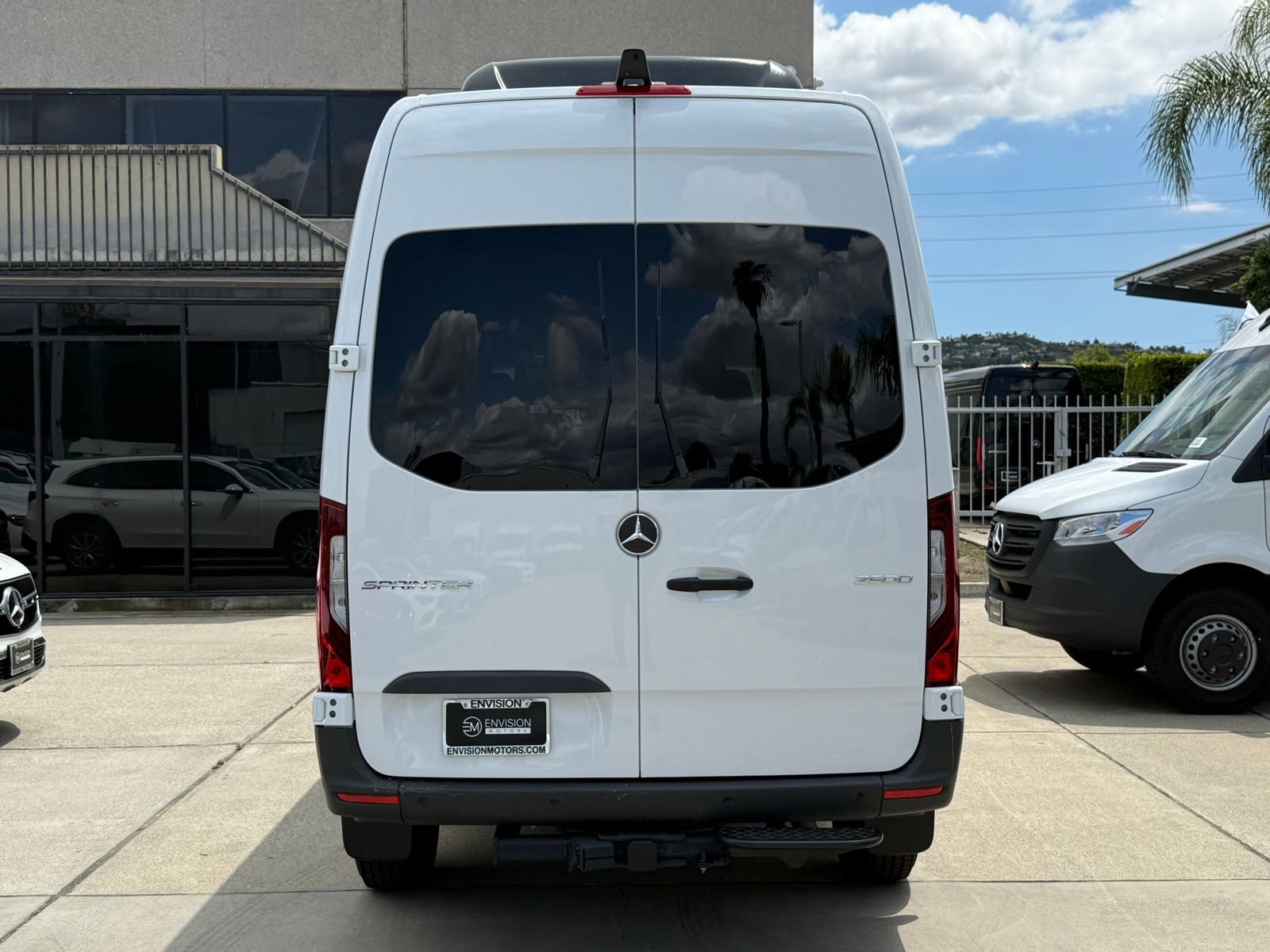New 2025 Mercedes-Benz Sprinter 2500 image 9
