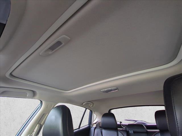 Used 2022 Subaru Crosstrek 2.5i Limited image 16