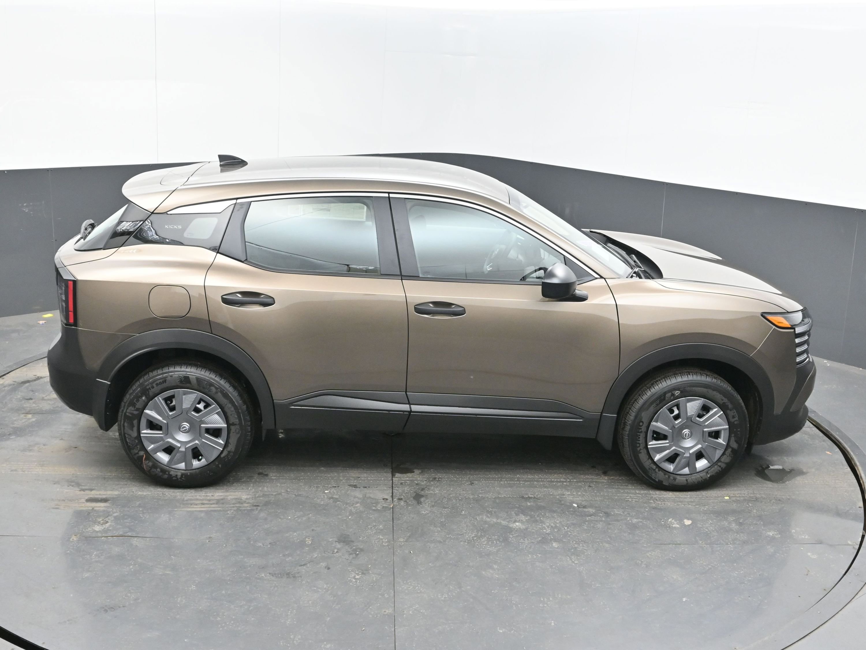 New 2026 Nissan Kicks S image 36