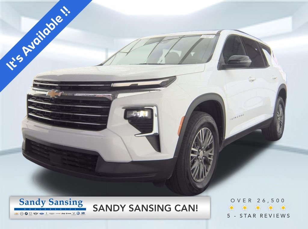 Used 2025 Chevrolet Traverse LT