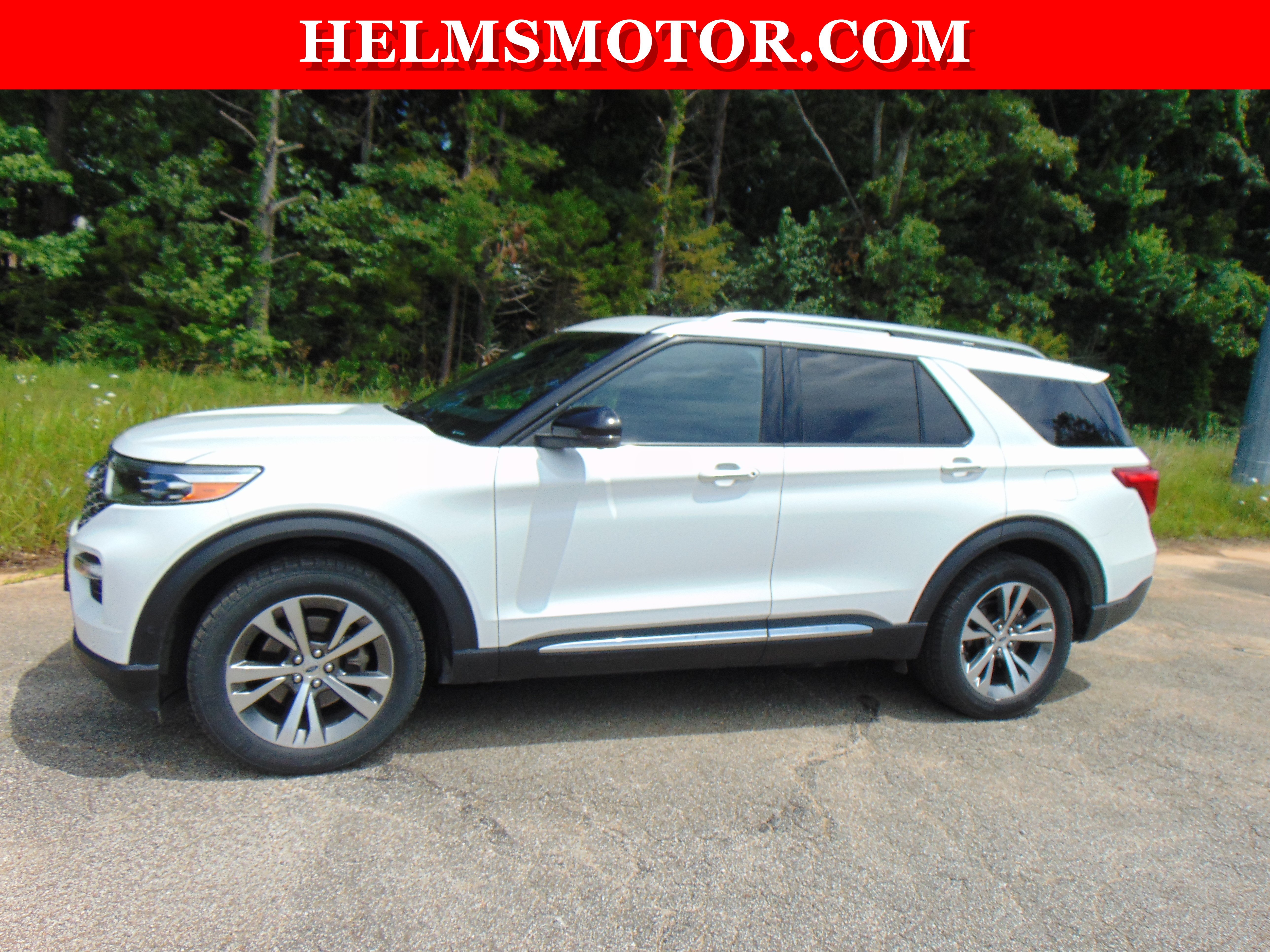 Used 2020 Ford Explorer Platinum w/ Premium Technology Package AWD/4WD image 2