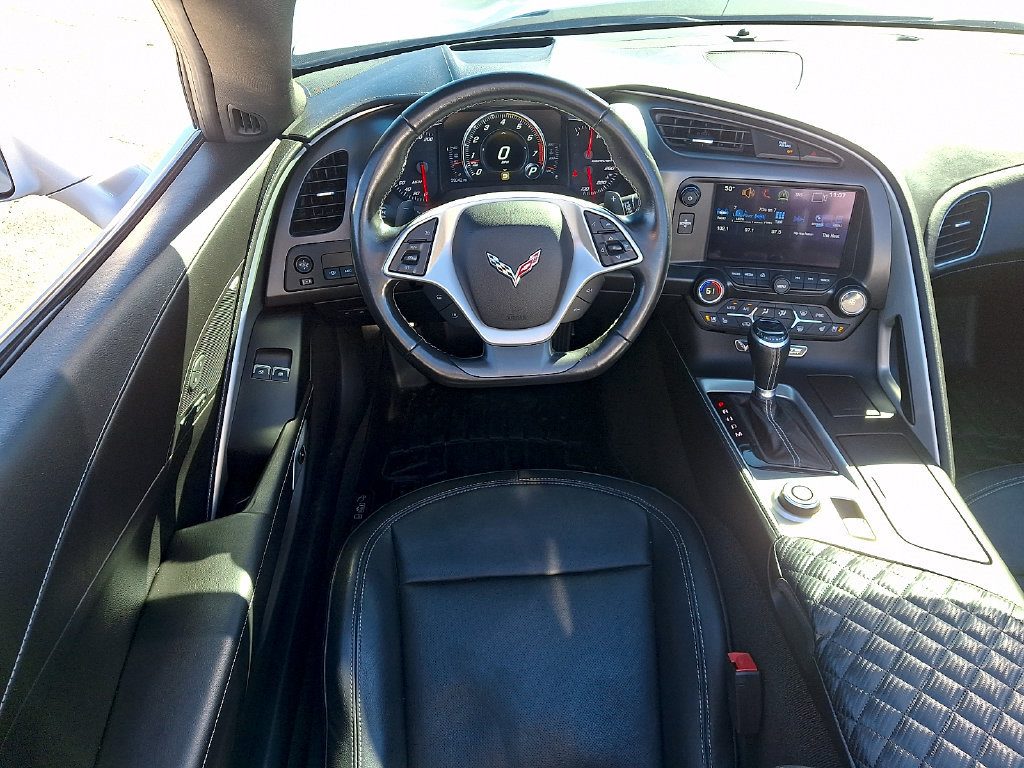 Used 2019 Chevrolet Corvette Stingray Convertible w/ 2LT Preferred Equipment Group RWD image 10