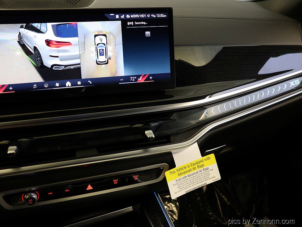 Used 2026 BMW X5 xDrive50e w/ M Sport Package image 25