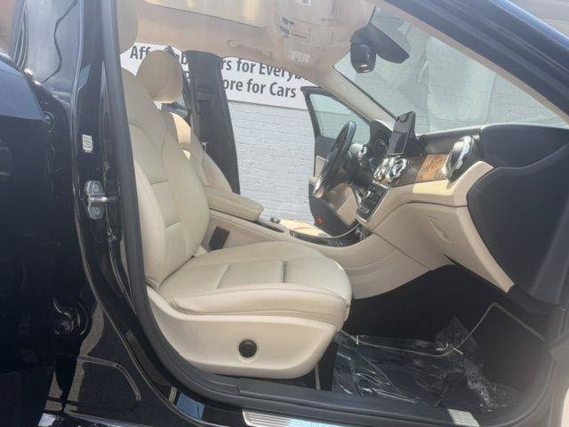 Used 2019 Mercedes-Benz GLA 250 image 10