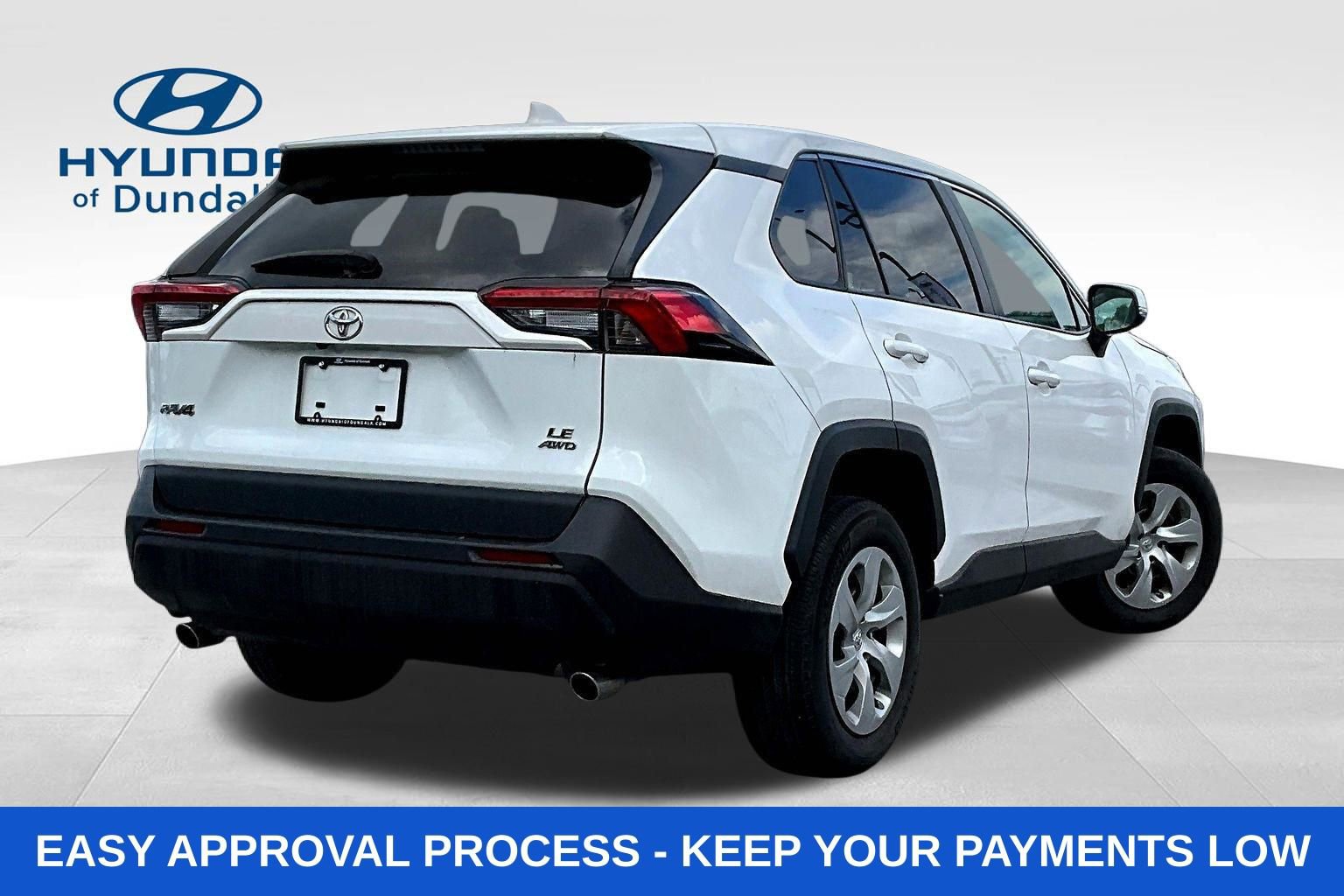 Used 2022 Toyota RAV4 LE AWD/4WD image 8