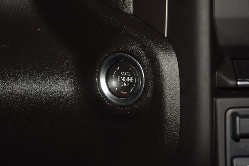 Used 2024 Chevrolet Silverado 2500 Custom w/ Custom Value Package image 27