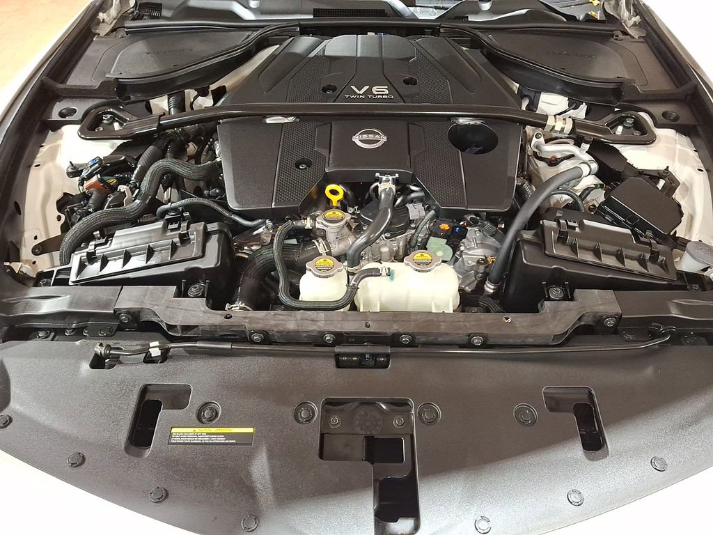 Used 2025 Nissan Z NISMO w/ Floor Mat Package image 27