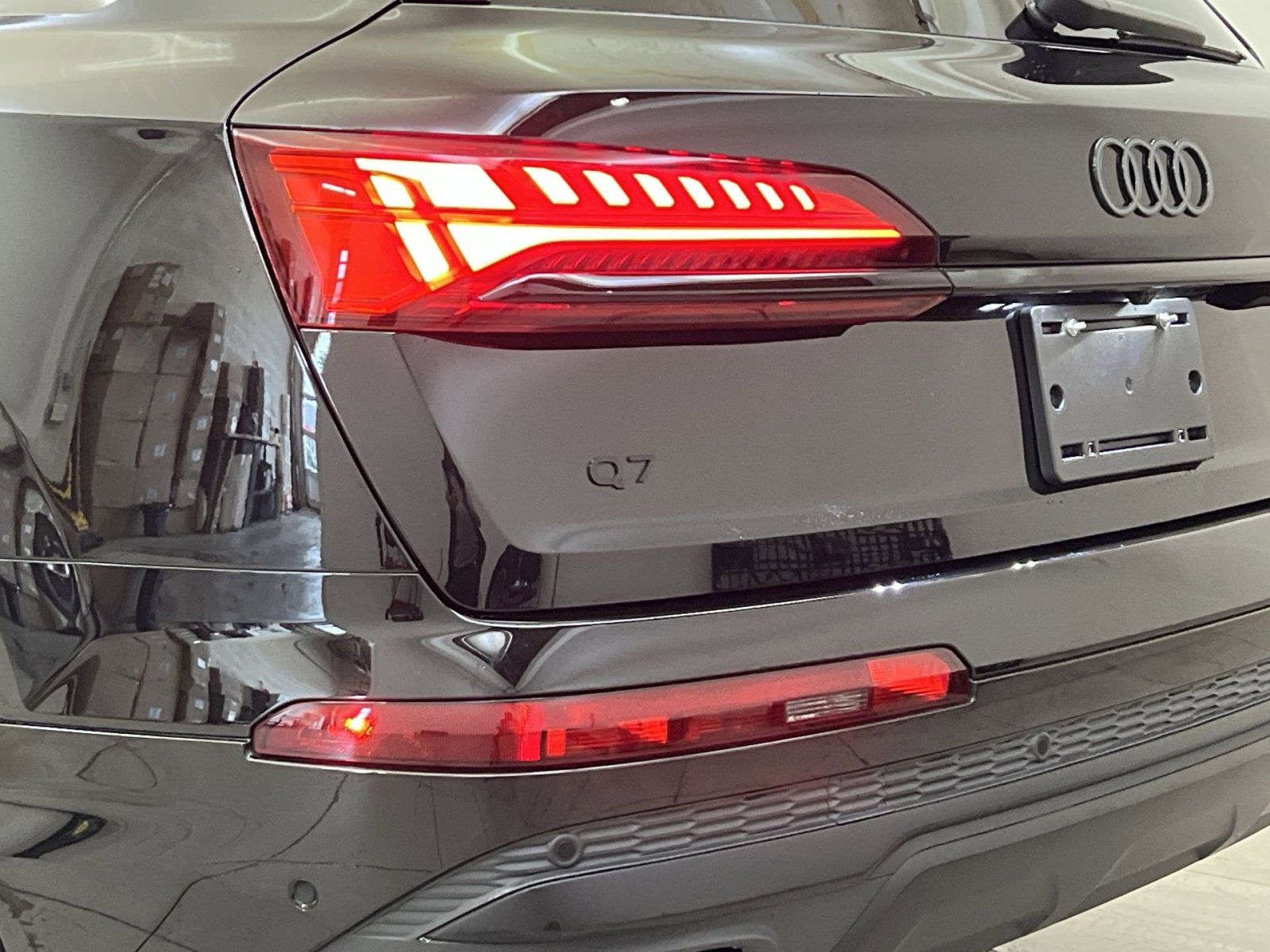 Used 2025 Audi Q7 2.0T Premium w/ Convenience Plus Package image 27