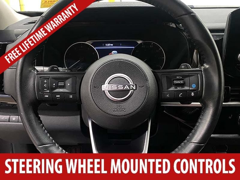 Used 2025 Nissan Pathfinder SV FWD image 11