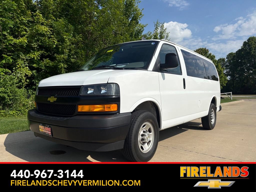 Used 2023 Chevrolet Express 3500 LS RWD video 1
