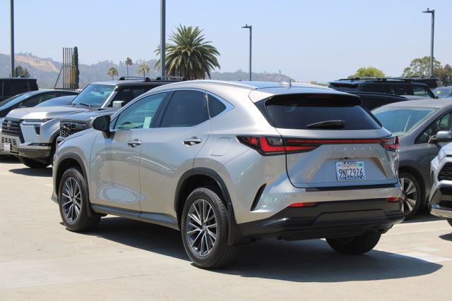 Certified 2025 Lexus NX 250 FWD image 19