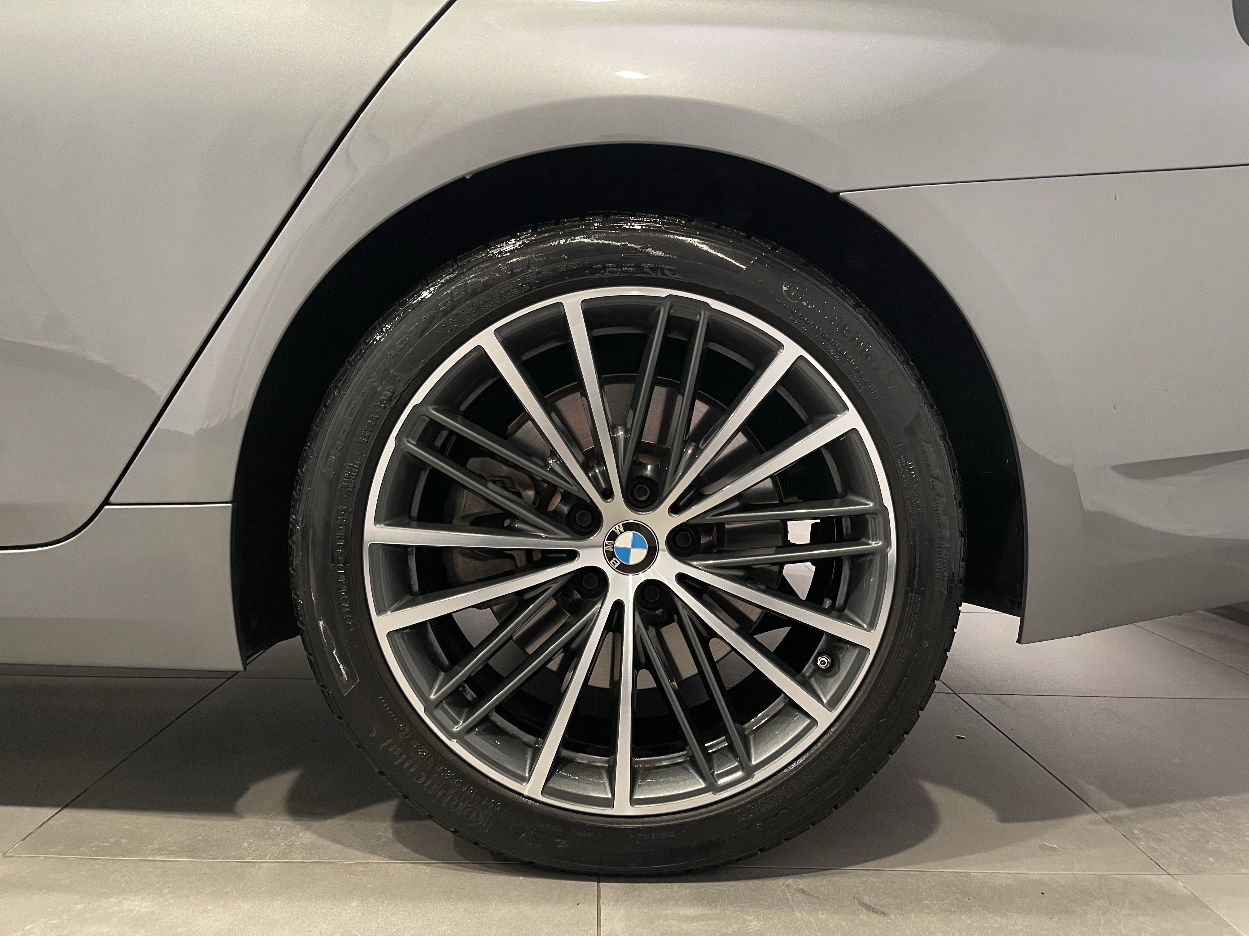 Used 2023 BMW 540i xDrive w/ Executive Package AWD/4WD image 8