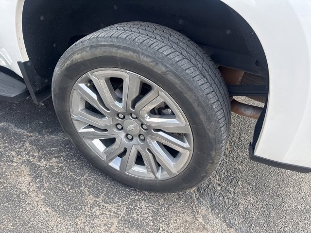 Used 2019 Chevrolet Silverado 1500 High Country w/ High Country Premium Package image 7